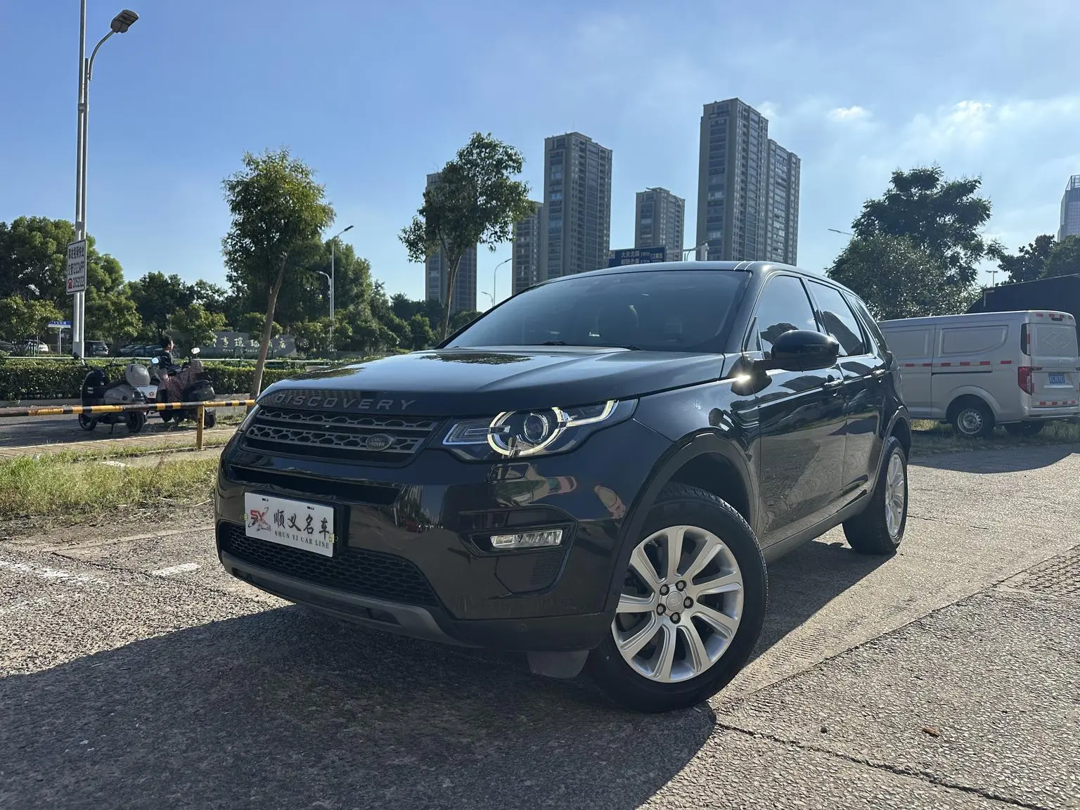 Land Rover Discovery Sport 2018 240PS SE
