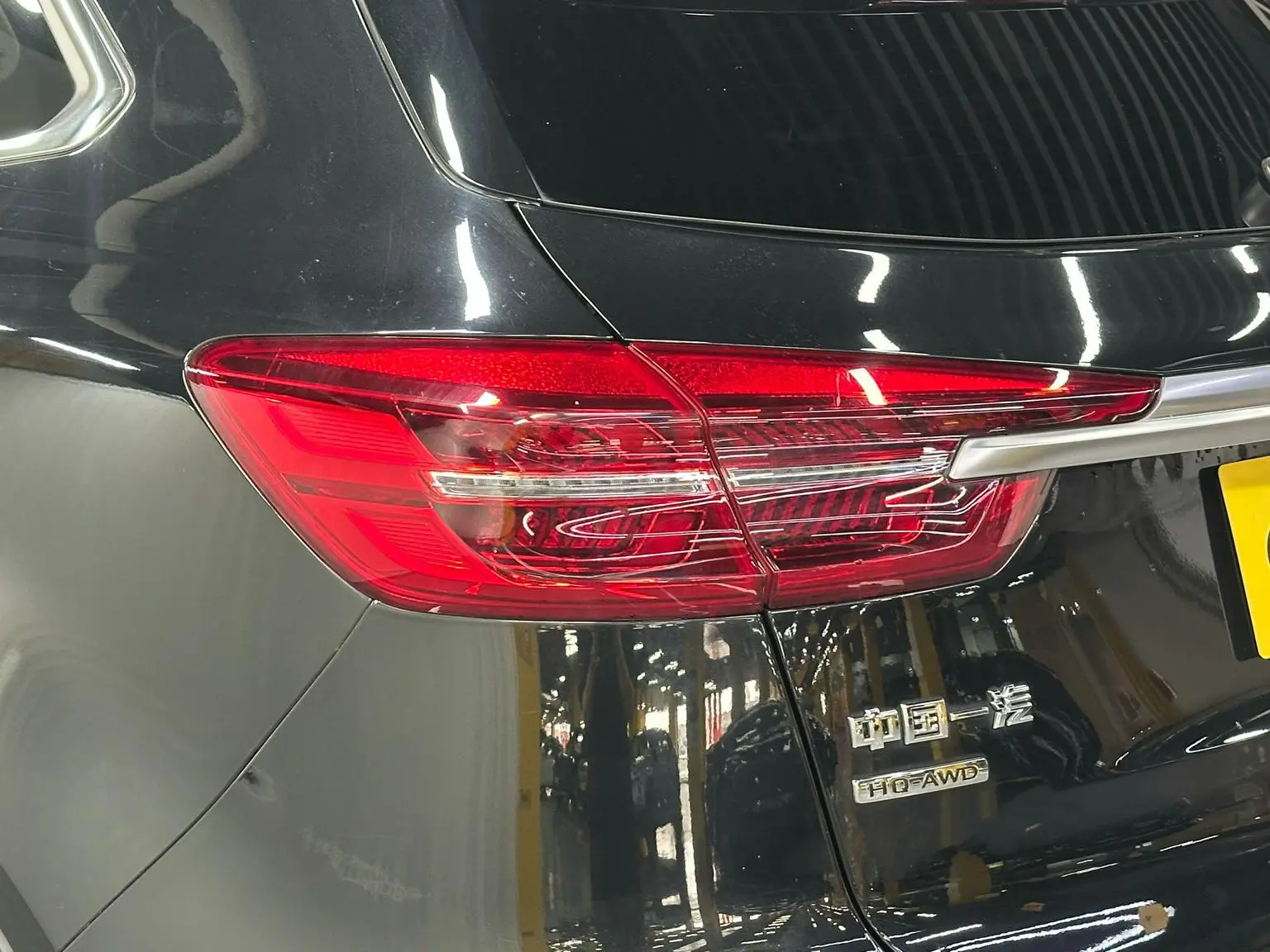 Hongqi HS5 2022 Facelift 2.0T Connected Flagship Enjoy 4WD