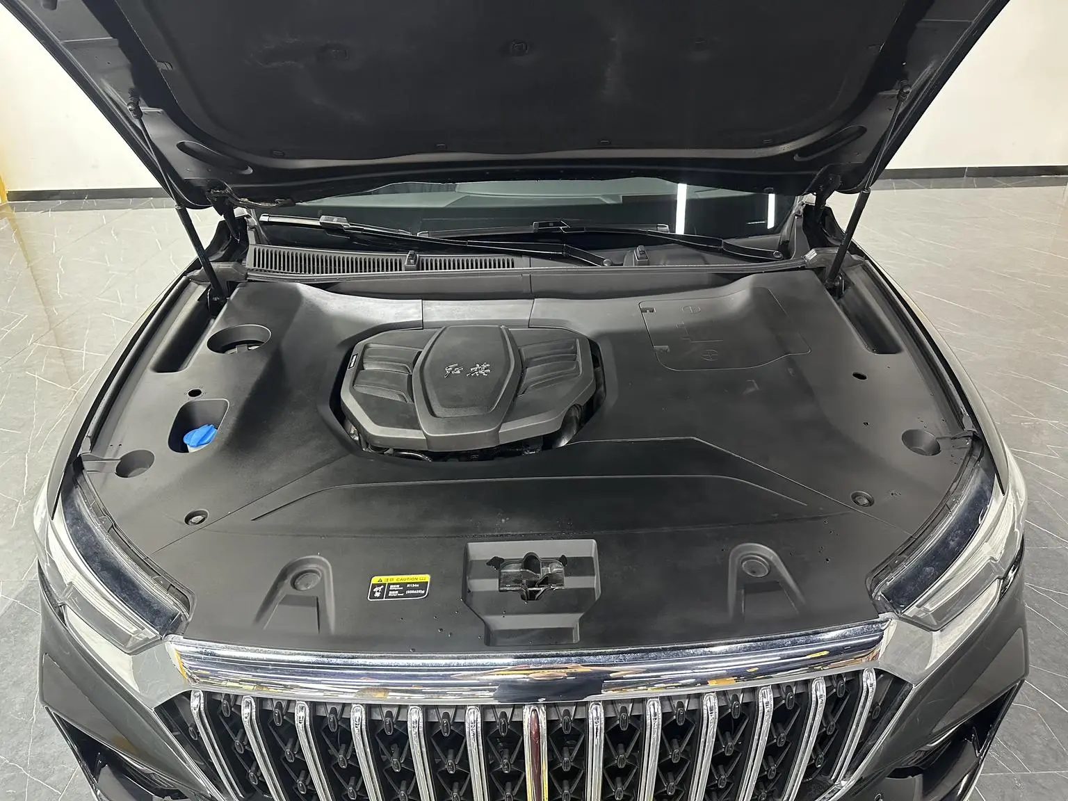 Hongqi HS5 2022 Facelift 2.0T Connected Flagship Enjoy 4WD