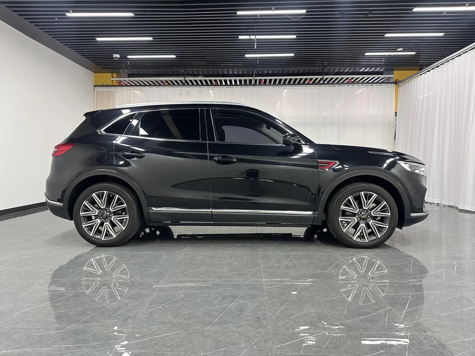 Hongqi HS5 2022 Facelift 2.0T Connected Flagship Enjoy 4WD