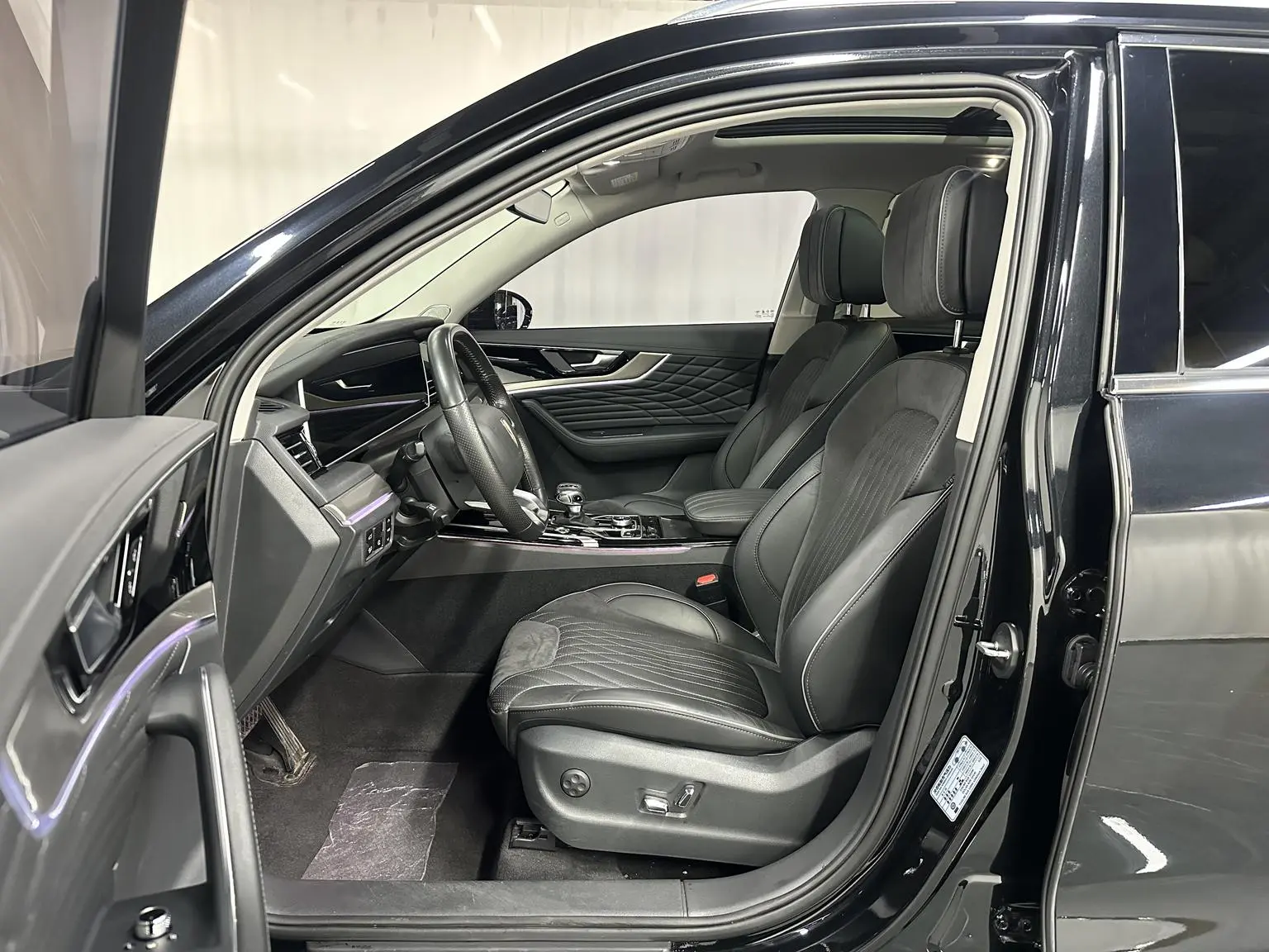 Hongqi HS5 2022 Facelift 2.0T Connected Flagship Enjoy 4WD