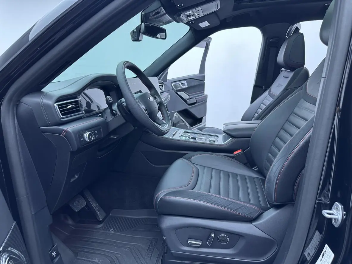 Ford Explorer 2023 EcoBoost 285 4WD ST-LINE 7 seat