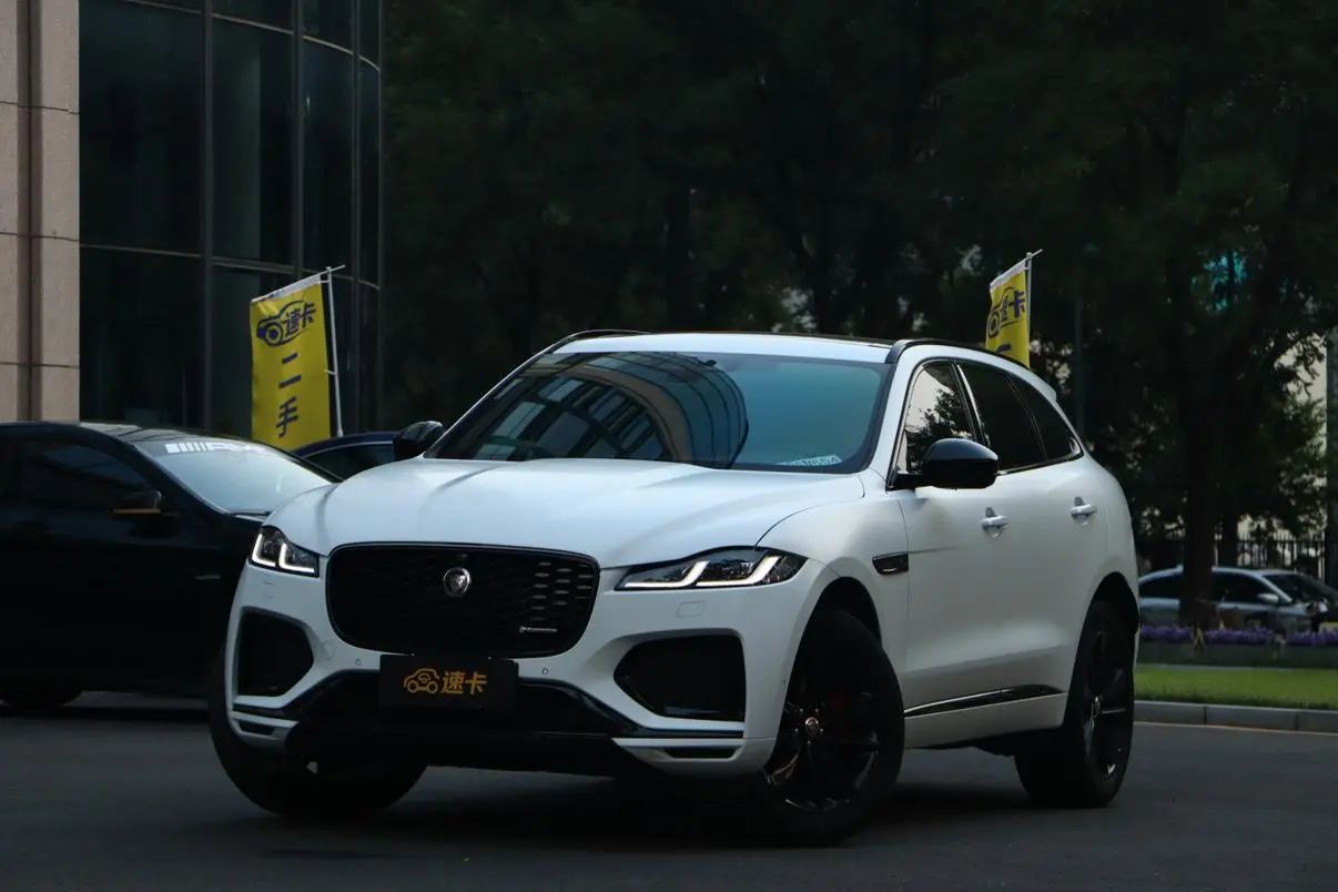 Jaguar F-PACE 2022 P250 R-Dynamic BLACK