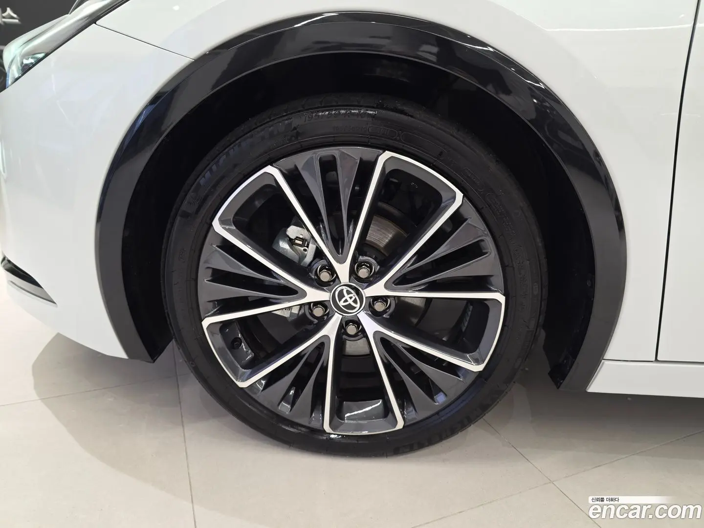 Toyota Prius 2.0 XLE 2023