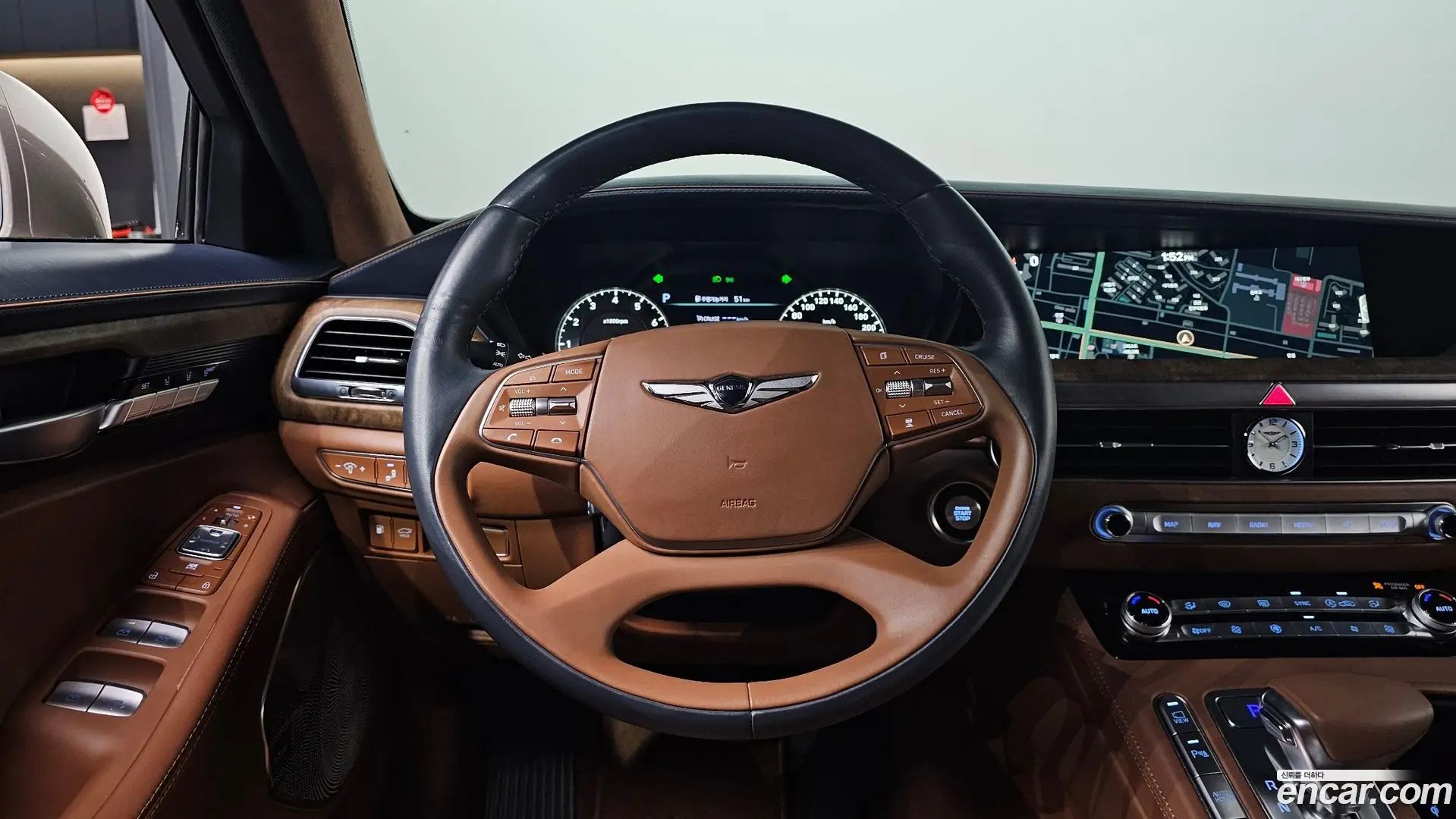 Genesis G90 5.0 AWD