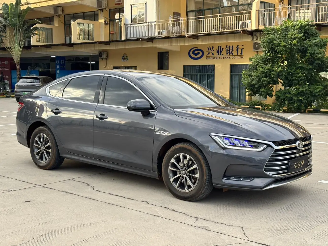 BYD Qin Pro DM 2019 Super 1.5TI Auto Smart Connected Dynamic Style China VI