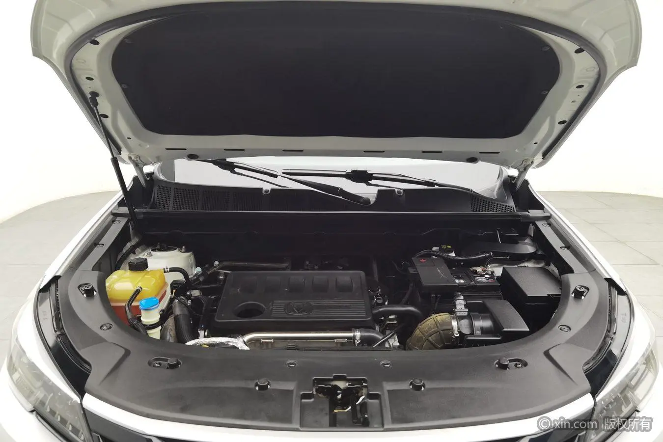 Changan CS85 COUPE 2021 2.0T Auto Premium
