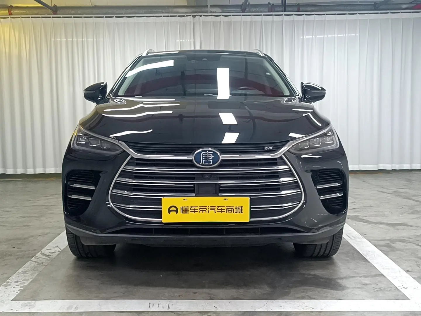 BYD Tang DM 2018 DM 2.0T Full-time 4WD Smart Connected Pioneer 5 seat China V