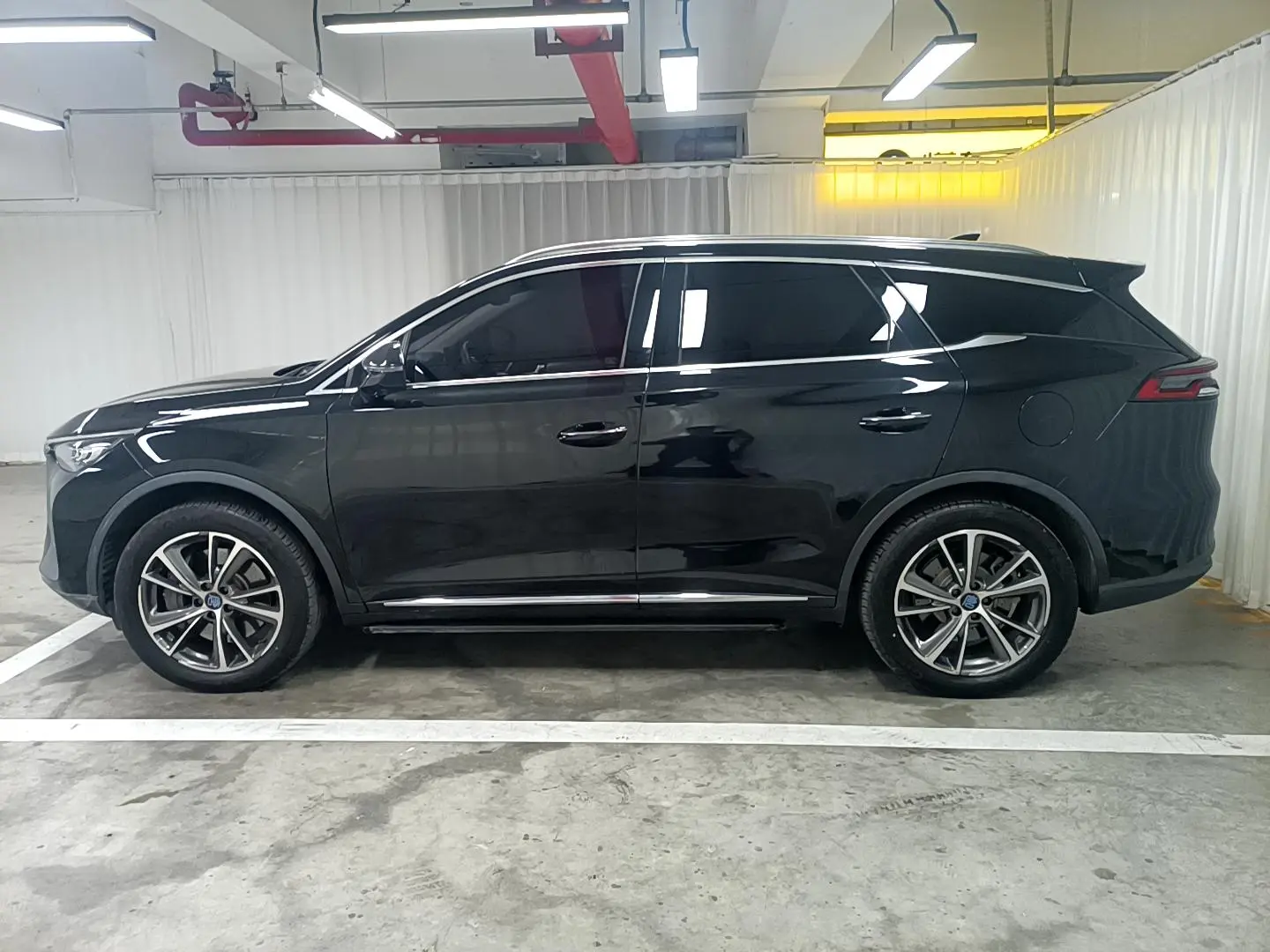 BYD Tang DM 2018 DM 2.0T Full-time 4WD Smart Connected Pioneer 5 seat China V