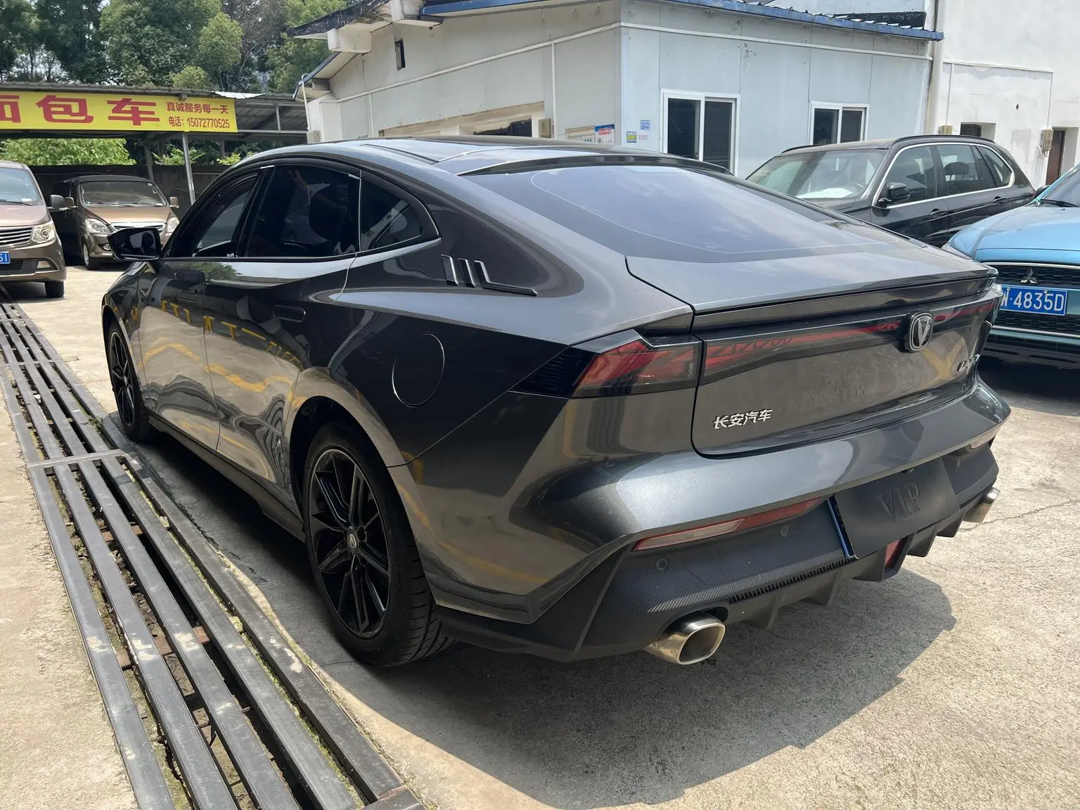 Changan UNI-V 2022 1.5T Premium
