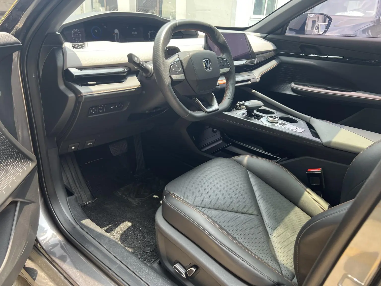Changan UNI-V 2022 1.5T Premium