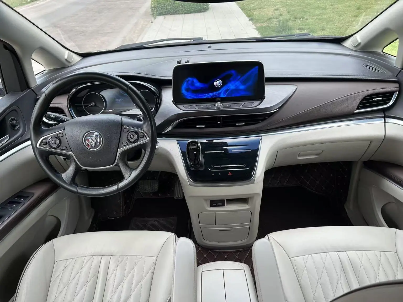 Buick GL8 2021 Land Business Class 652T Comfort