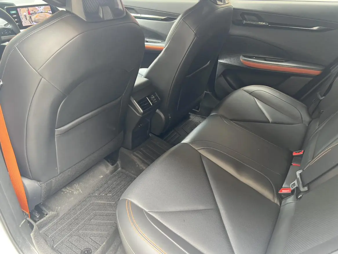 Changan UNI-V 2023 1.5T Premium Plus