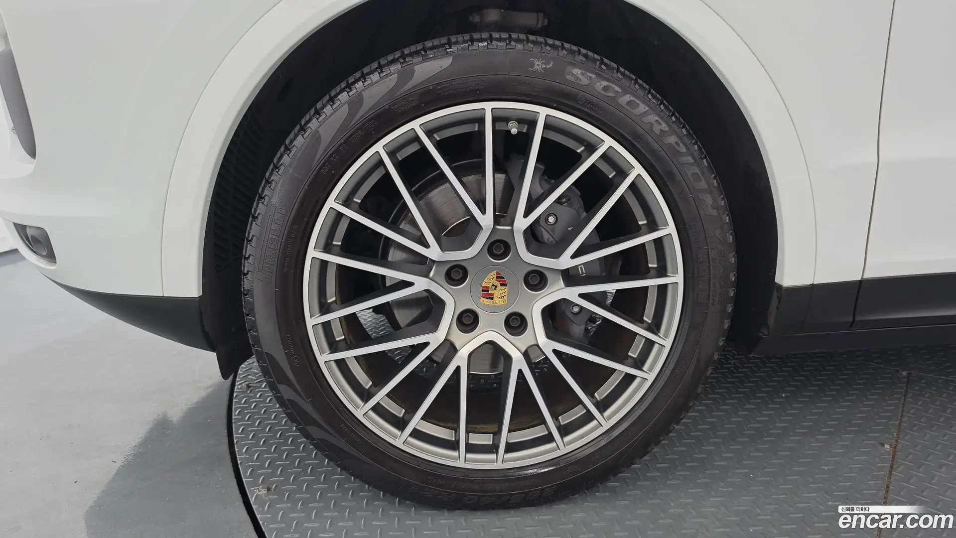 Porsche Cayenne 3.0 COUPE PLATINUM EDITION