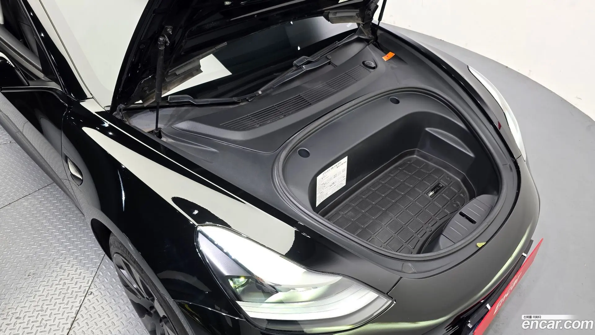 Tesla Model 3 Long Range AWD 2019