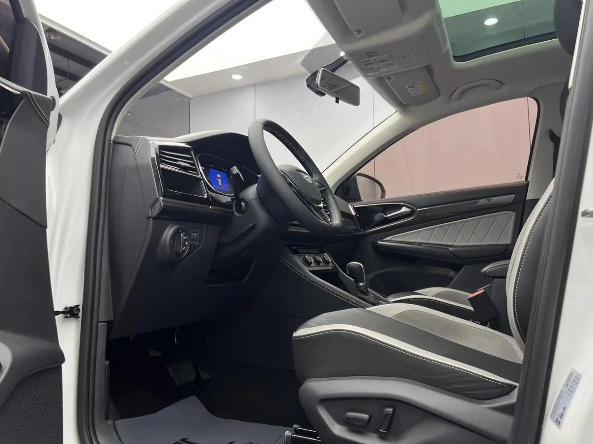 Jetta VS7 2023 280TSI Auto High Gloss Comfort Plus