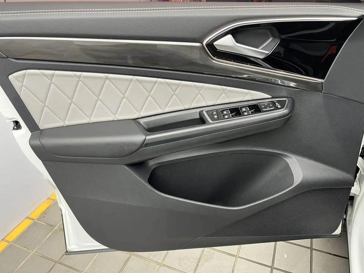 Jetta VS7 2023 280TSI Auto High Gloss Comfort Plus