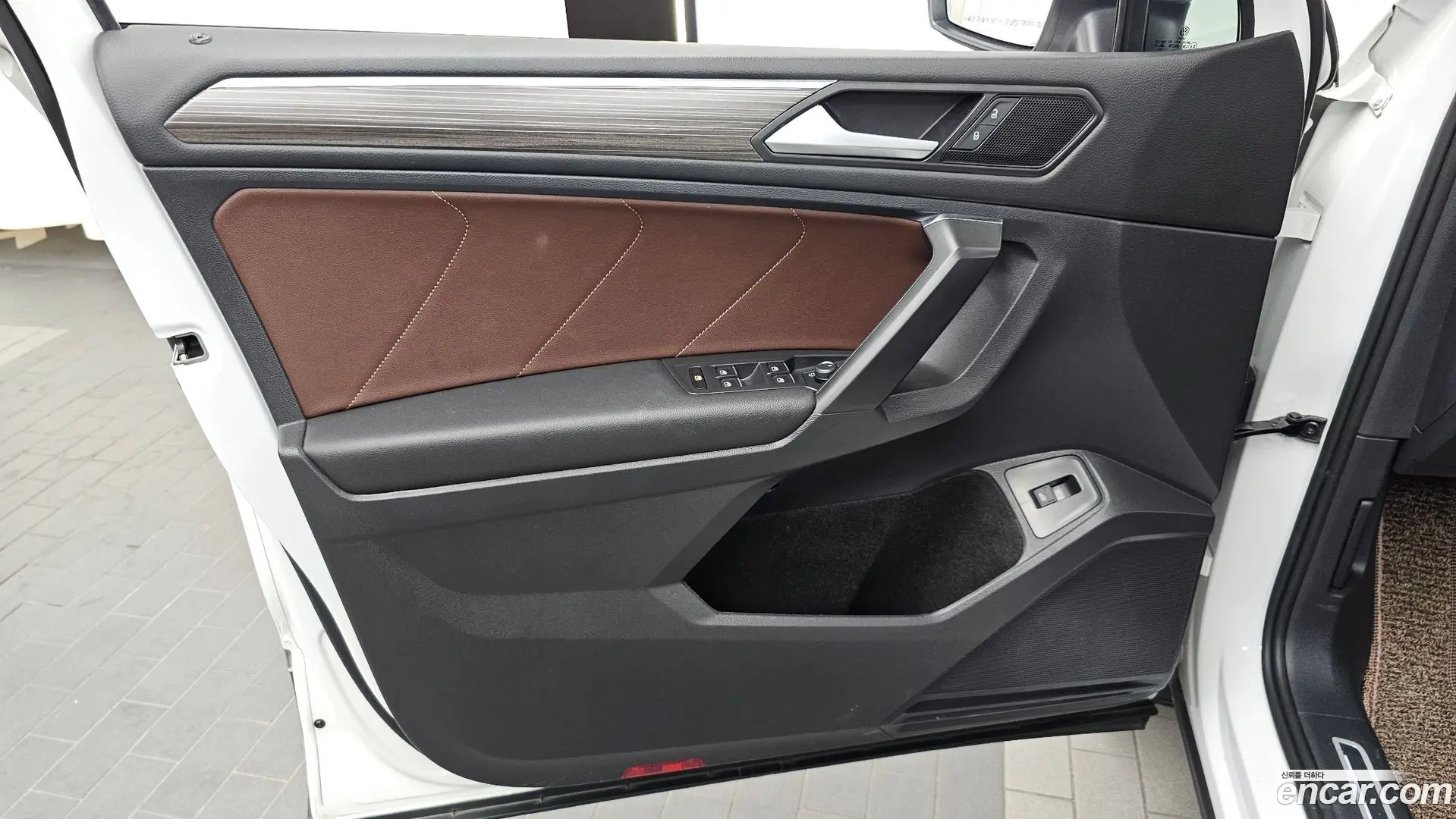 Volkswagen Tiguan 2.0 TSI Prestige