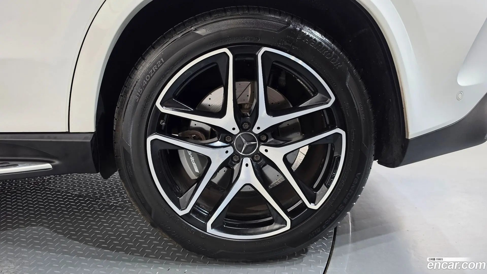 Mercedes-Benz GLE-Class AMG GLE53 4MATIC+ 2020