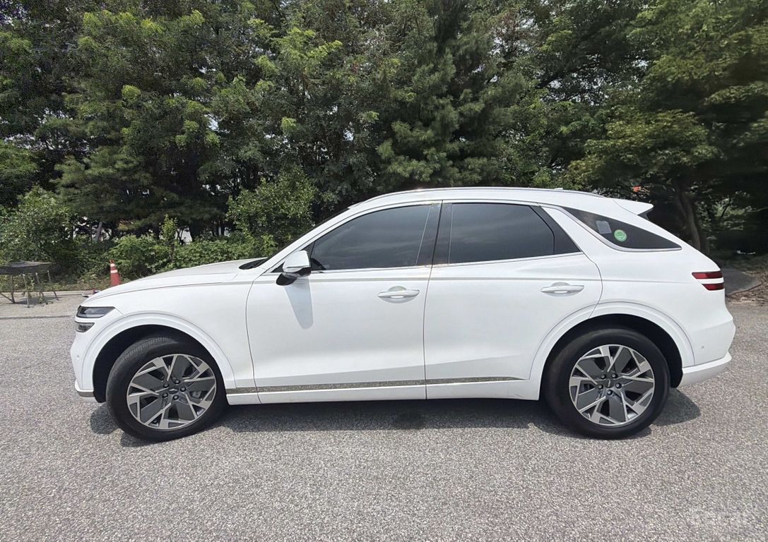 Genesis Electrified GV70 e-AWD 2022