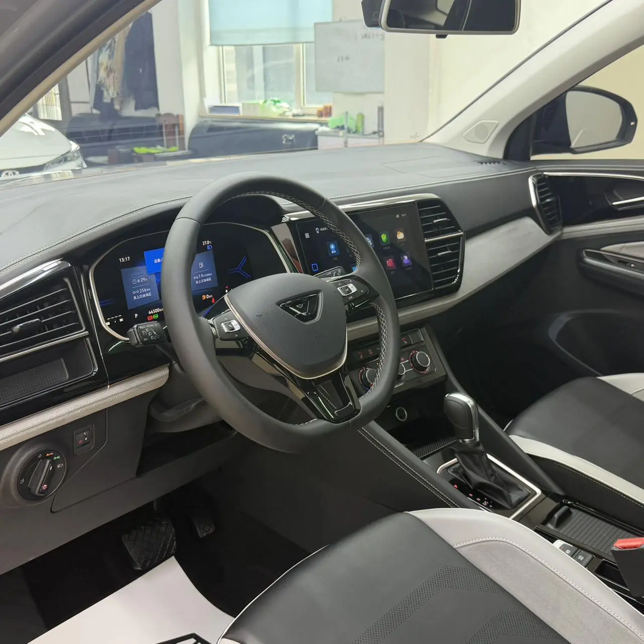 Jetta VS7 2023 280TSI Auto High Gloss Comfort Plus
