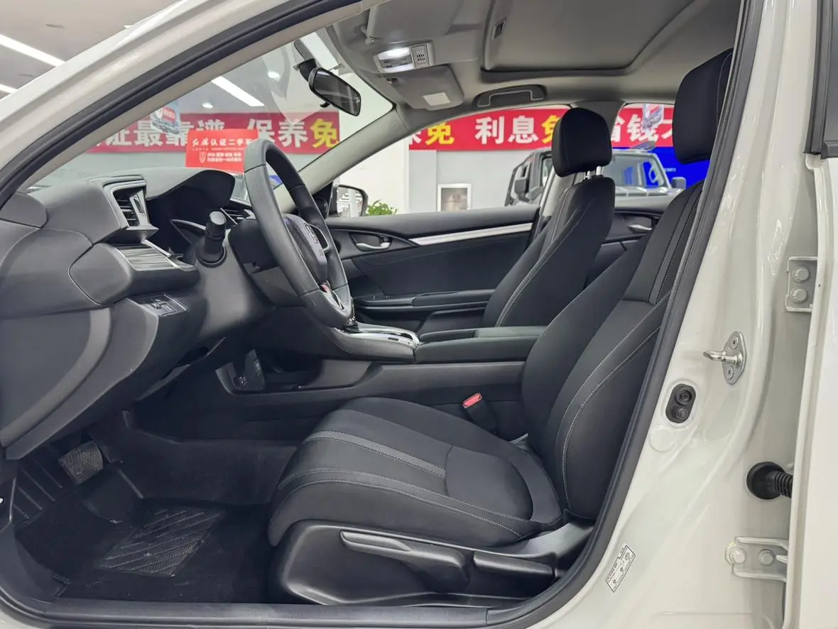 Honda Civic 2019 220TURBO CVT Dynamic Dynamic China VI