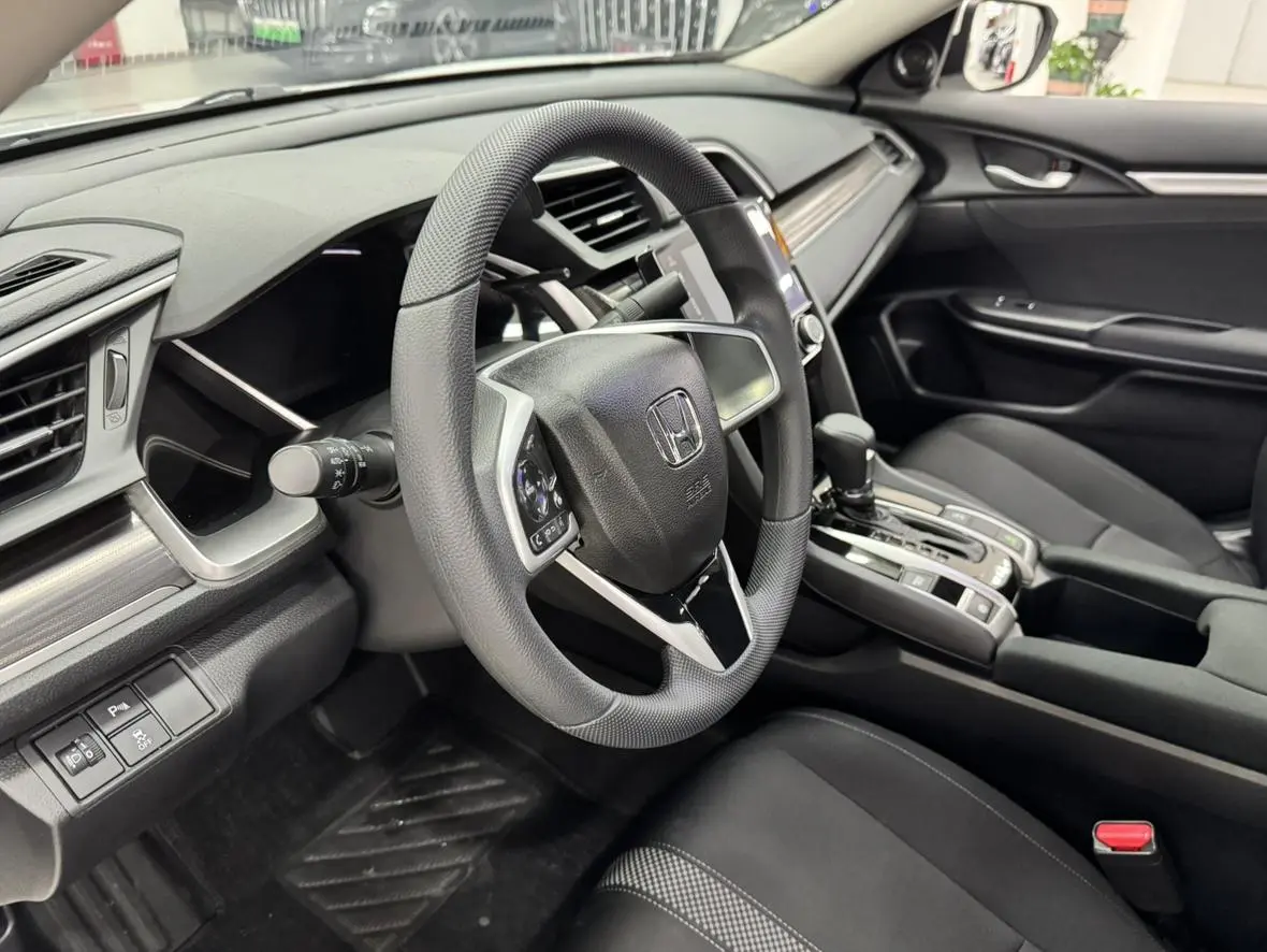 Honda Civic 2019 220TURBO CVT Dynamic Dynamic China VI