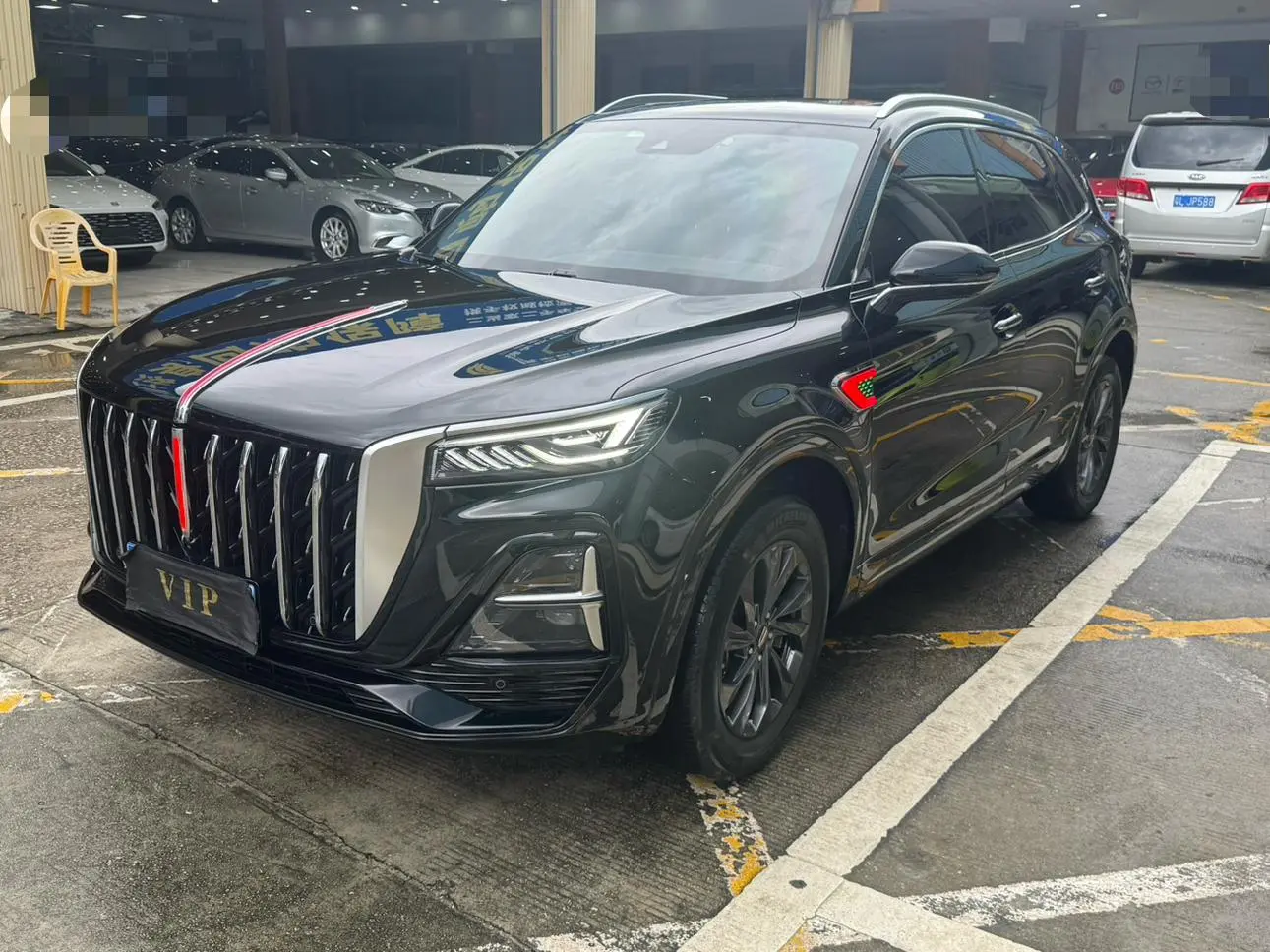 Hongqi HS5 2023 2.0T Flag Pro
