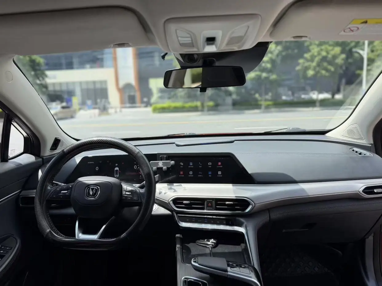 Changan UNI-T 2020 1.5T Premium