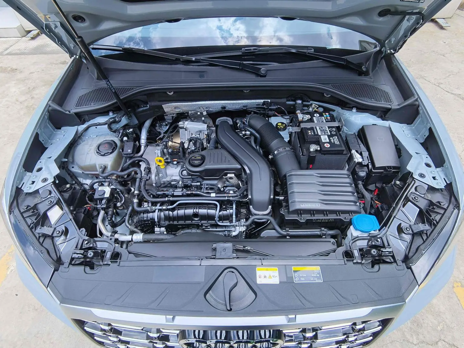 Audi Q2L 2024 35 TFSI Dynamic Fashion