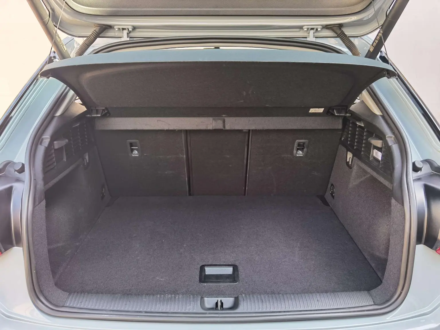Audi Q2L 2024 35 TFSI Dynamic Fashion
