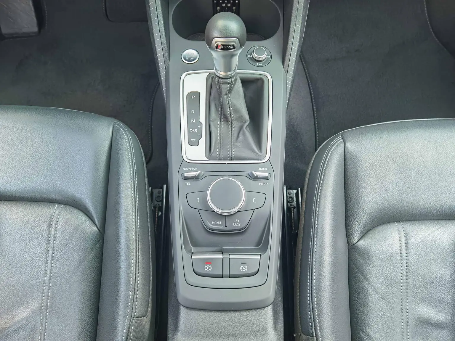 Audi Q2L 2024 35 TFSI Dynamic Fashion