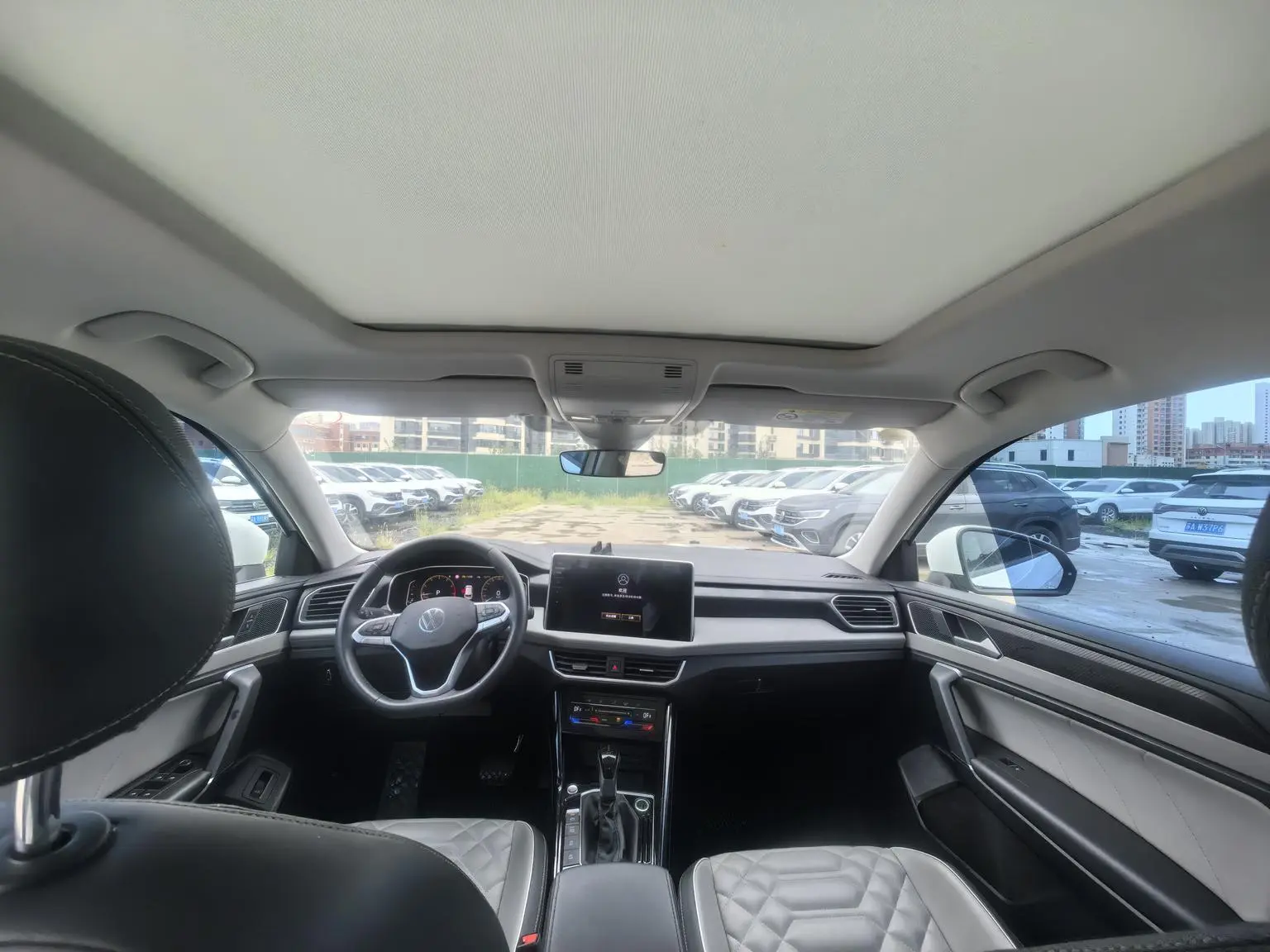 Volkswagen Tayron 2023 330TSI 2WD Luxury Plus Advanced