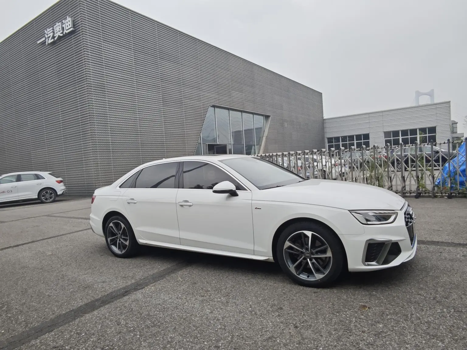Audi A4L 2020 40 TFSI Dynamic Fashion