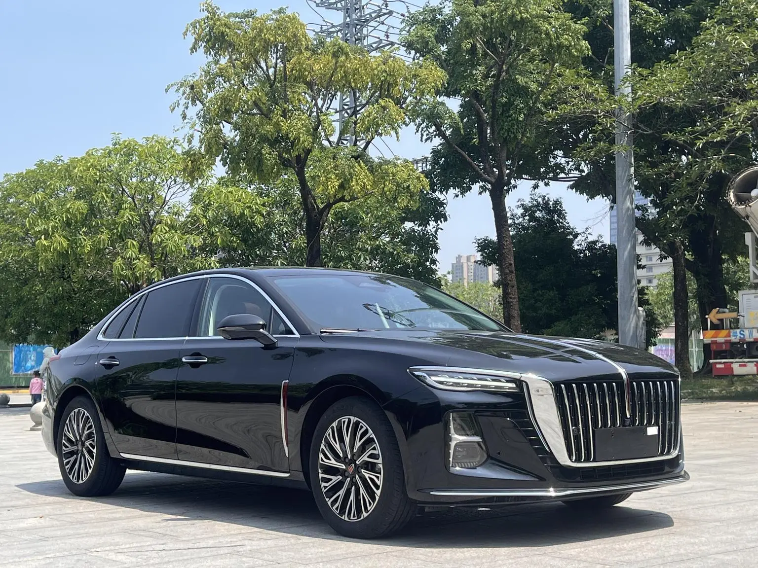 Hongqi H5 2024 2.0T Auto Smart Connected Qichang