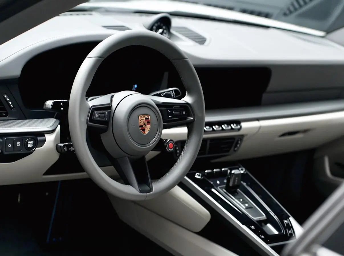 Porsche 911 2025 Carrera 3.0T