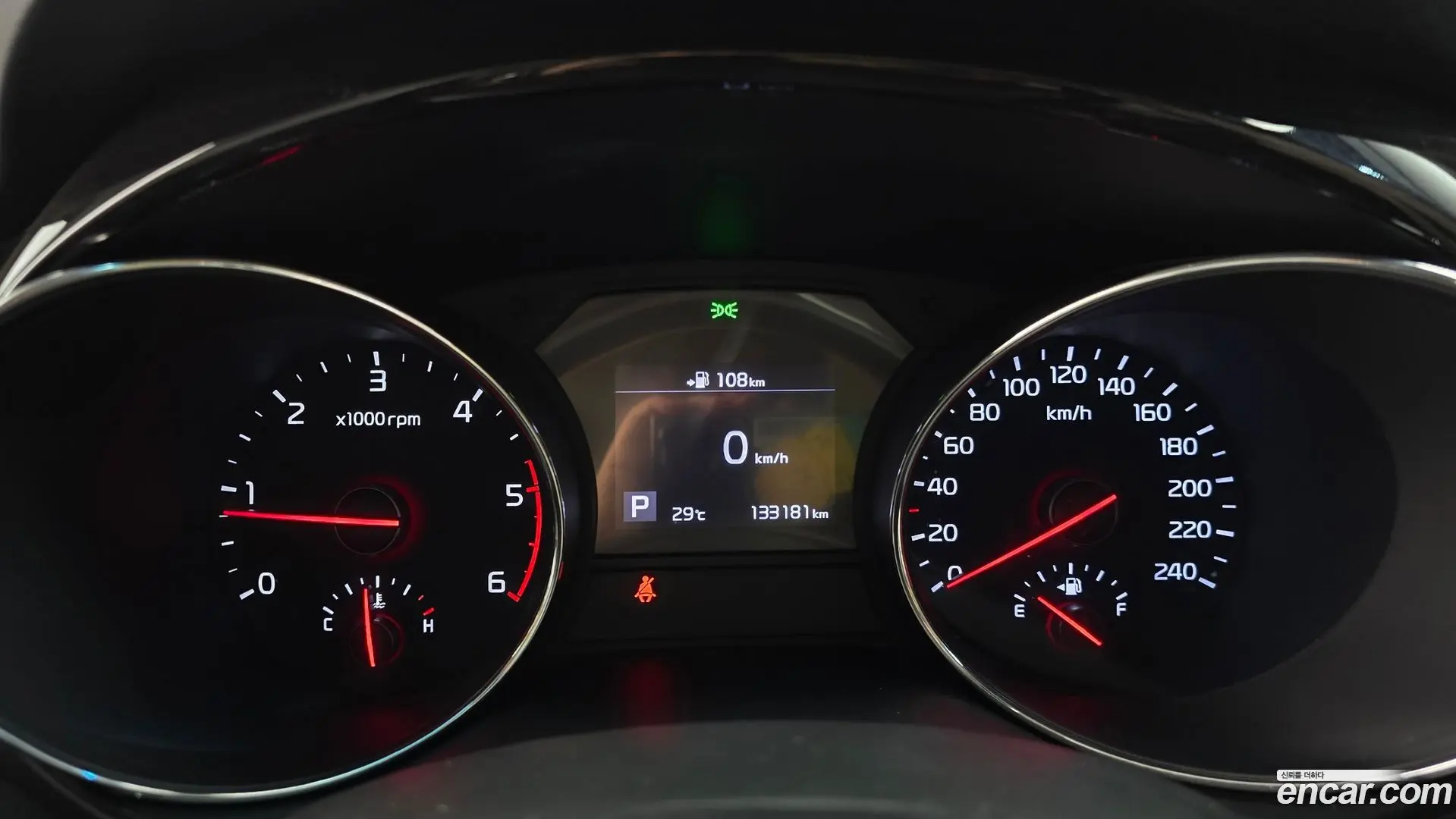 Kia Carnival 9-Seater Prestige 2018