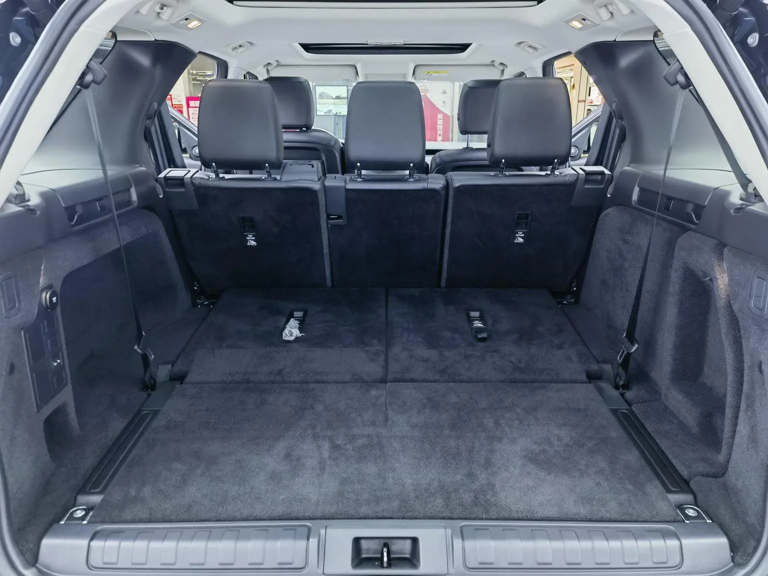 Land Rover Discovery 2019 3.0 V6 SE