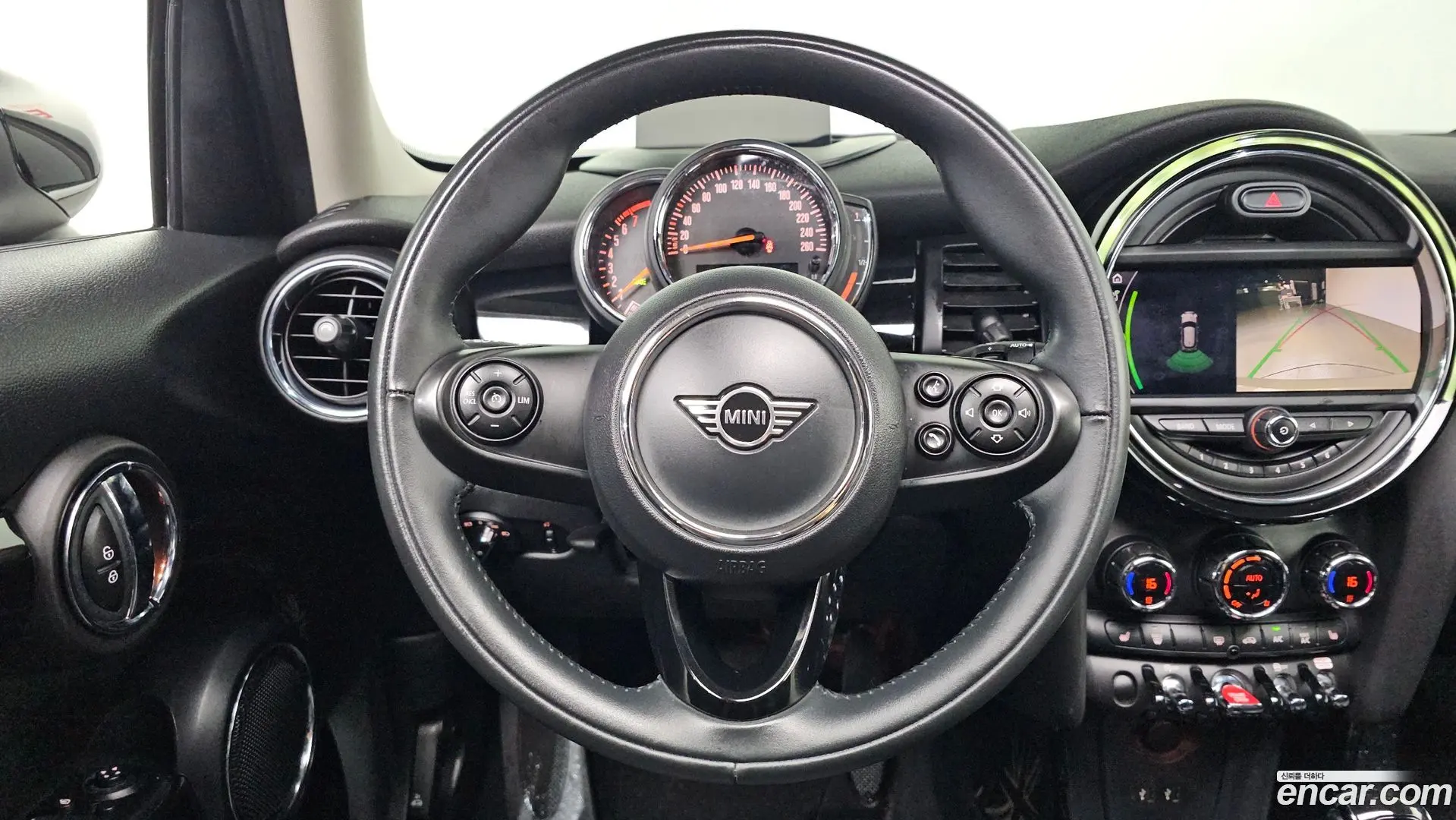Mini Cooper 5Door HIGH