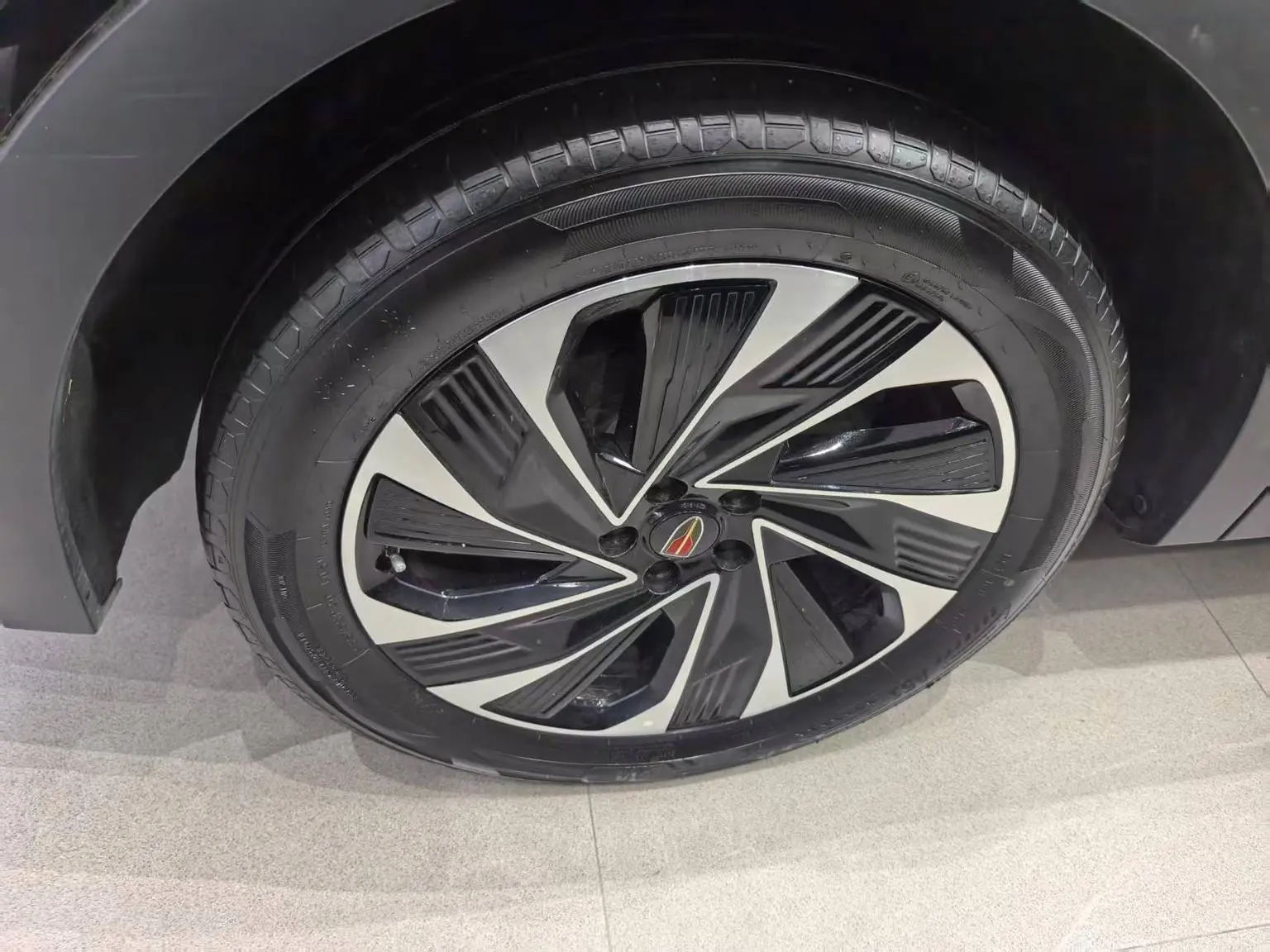 Hongqi HS7 PHEV 2024 2.0T 4WD Luxury 6 seat