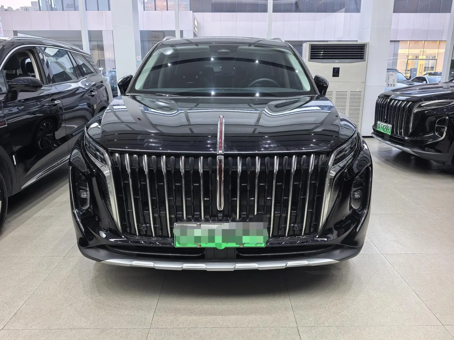 Hongqi HS7 PHEV 2024 2.0T 4WD Luxury 6 seat