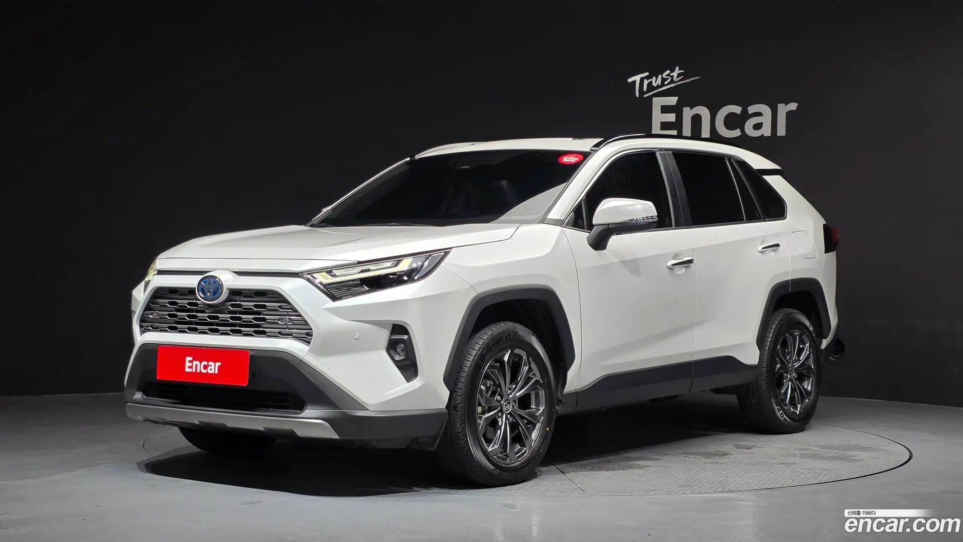 Toyota RAV4 2,5 4WD Hybrid LTD 2022