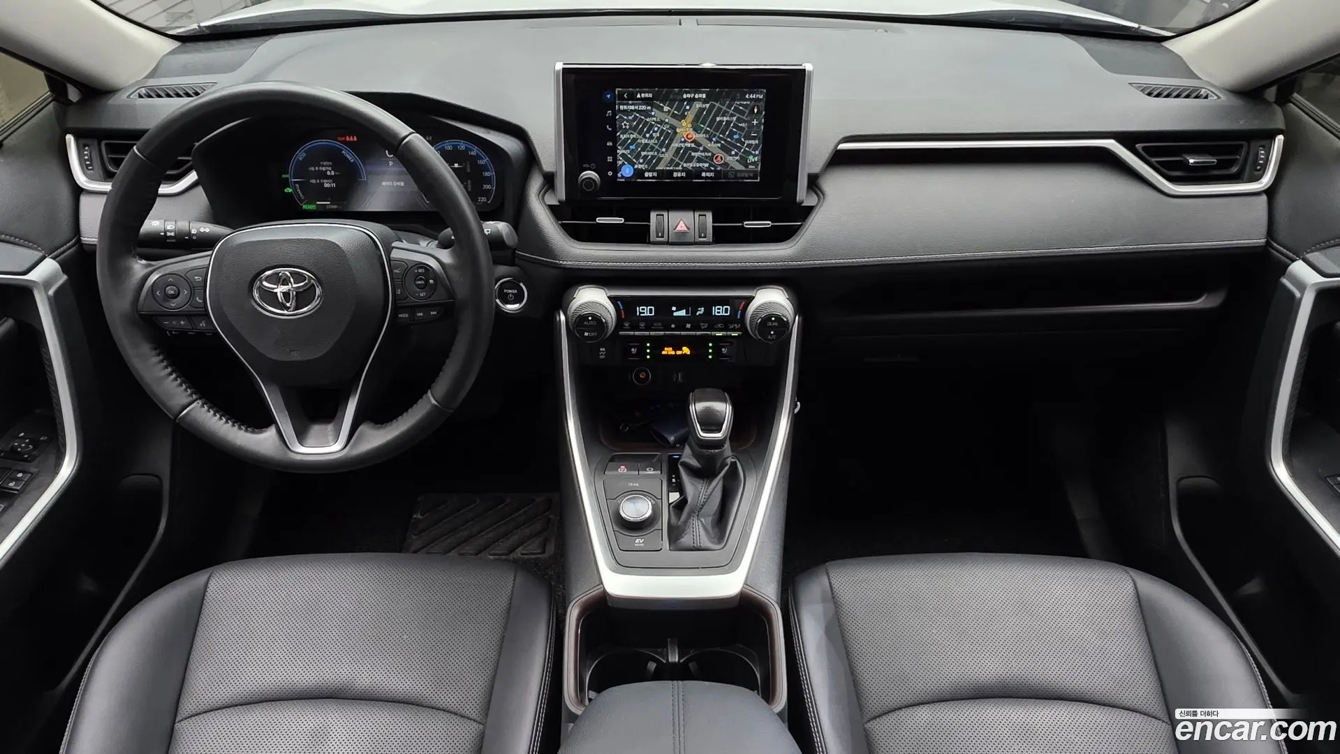 Toyota RAV4 2,5 4WD Hybrid LTD 2022