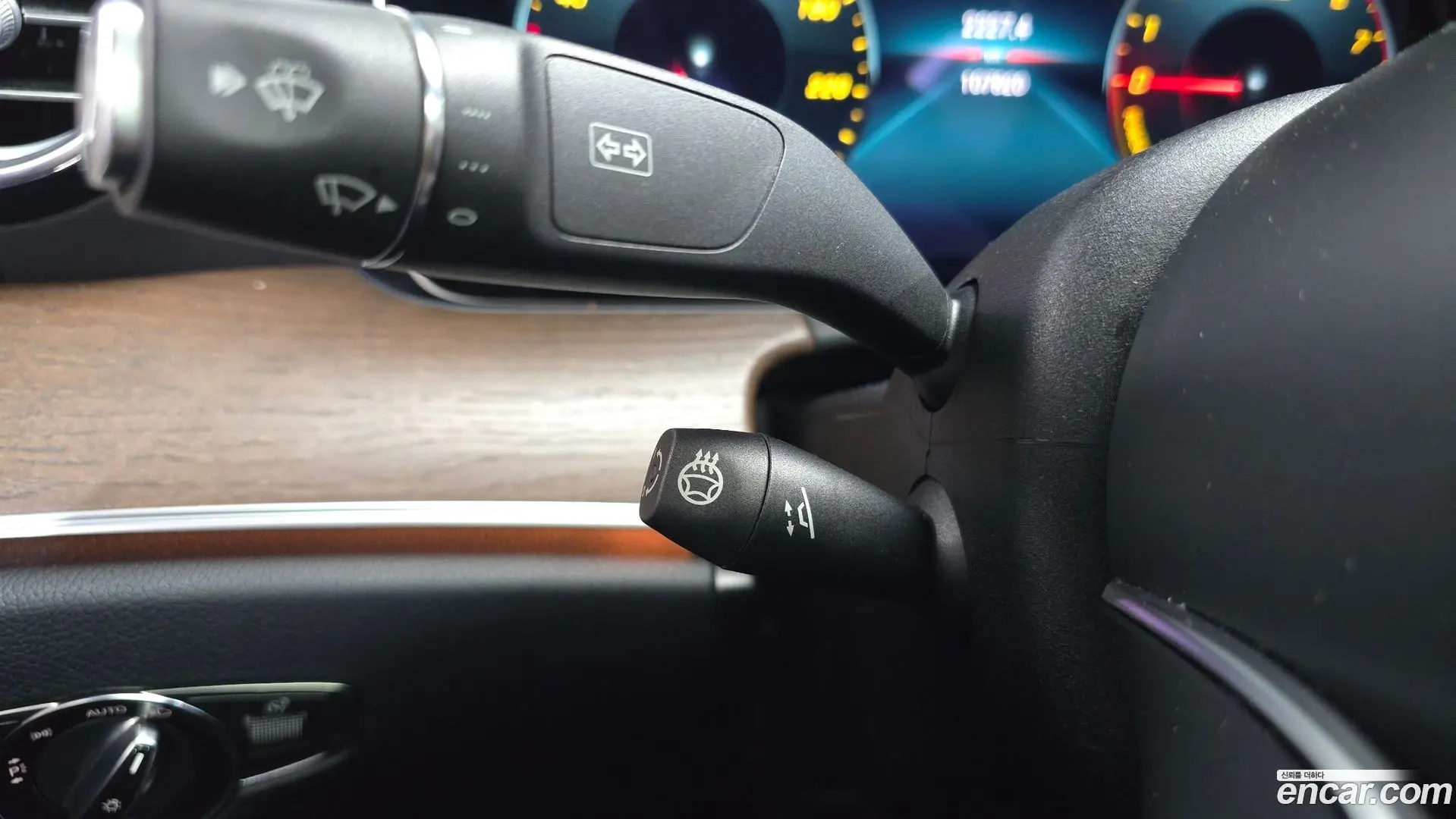 Mercedes-Benz E-Class E300e 4MATIC Exclusive