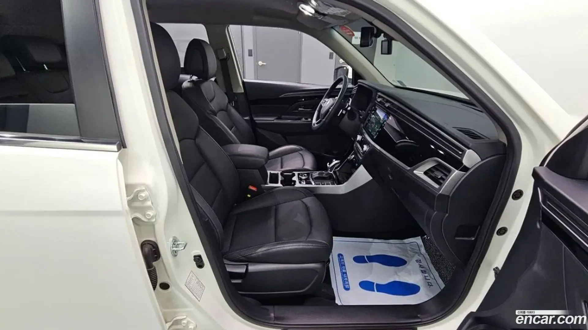 KG Mobility KORANDO Gasoline 1.5 2WD C7