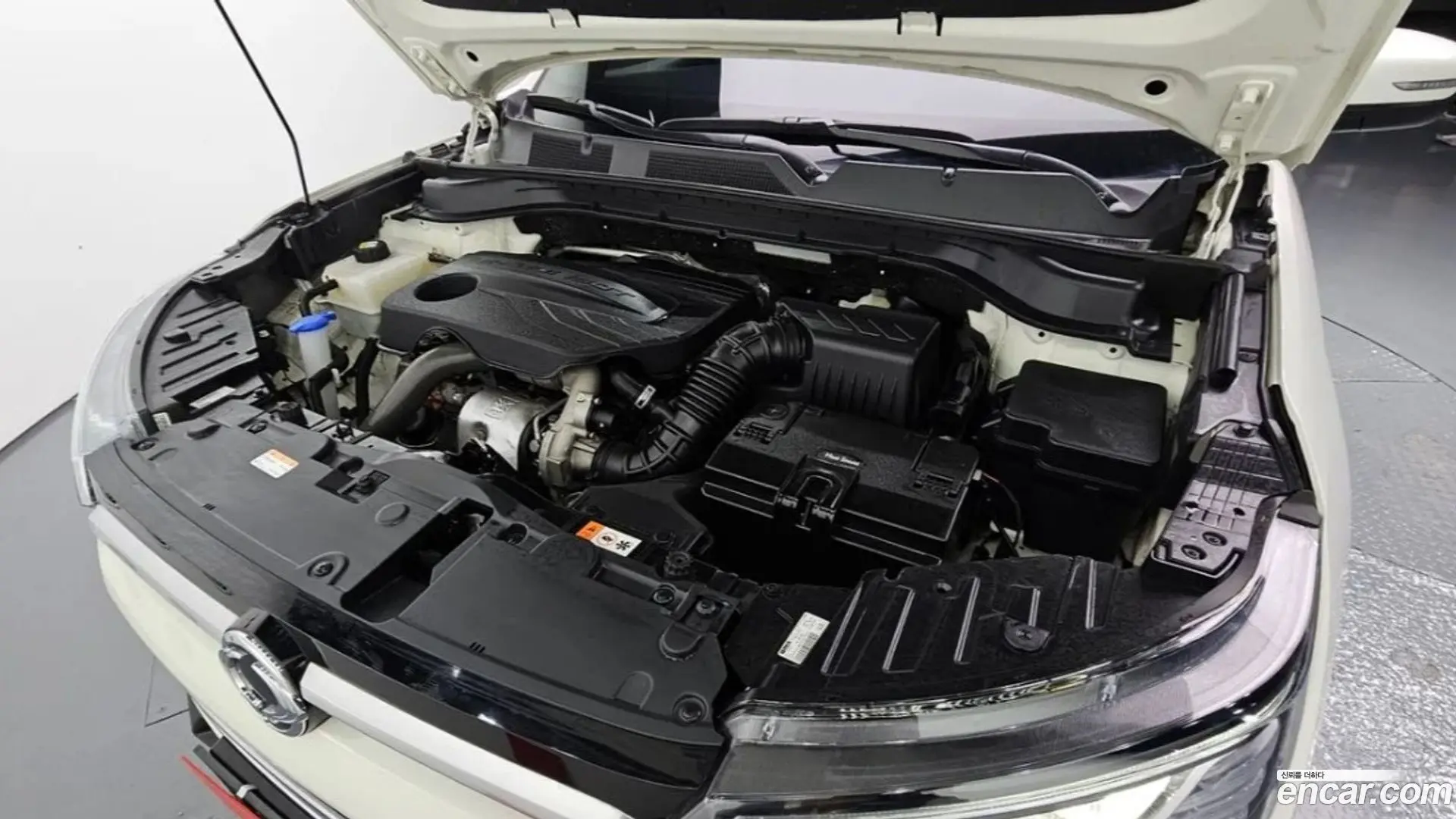 KG Mobility KORANDO Gasoline 1.5 2WD C7