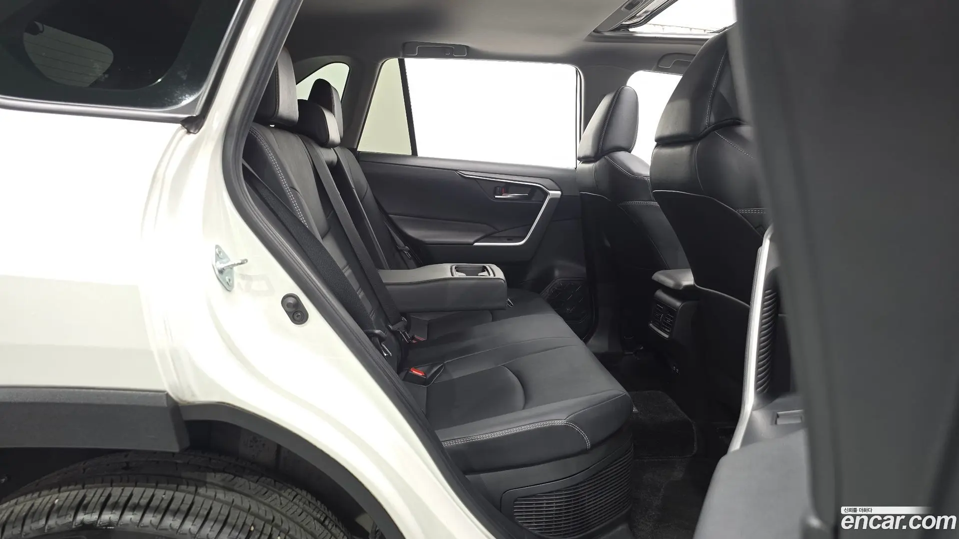 Toyota RAV4 2.5 2WD Hybrid 2020