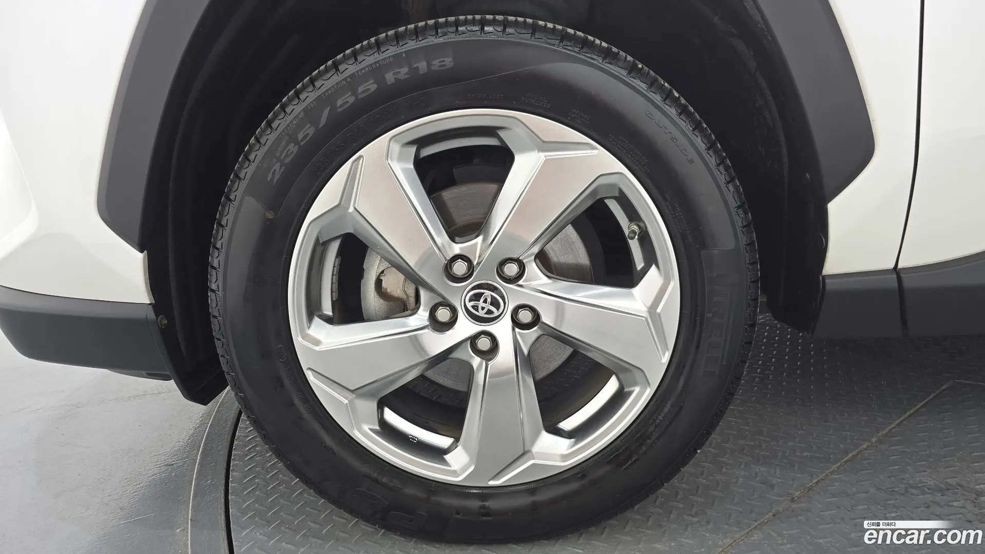 Toyota RAV4 2.5 2WD Hybrid 2020