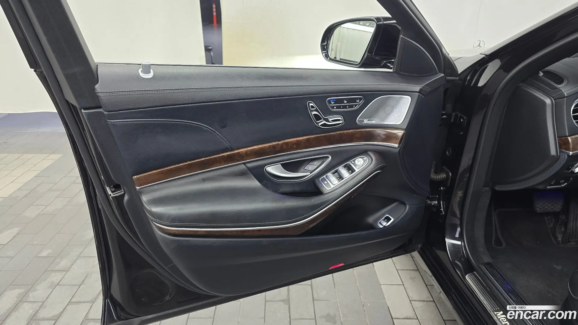 Mercedes-Benz S-Class S560L 4MATIC