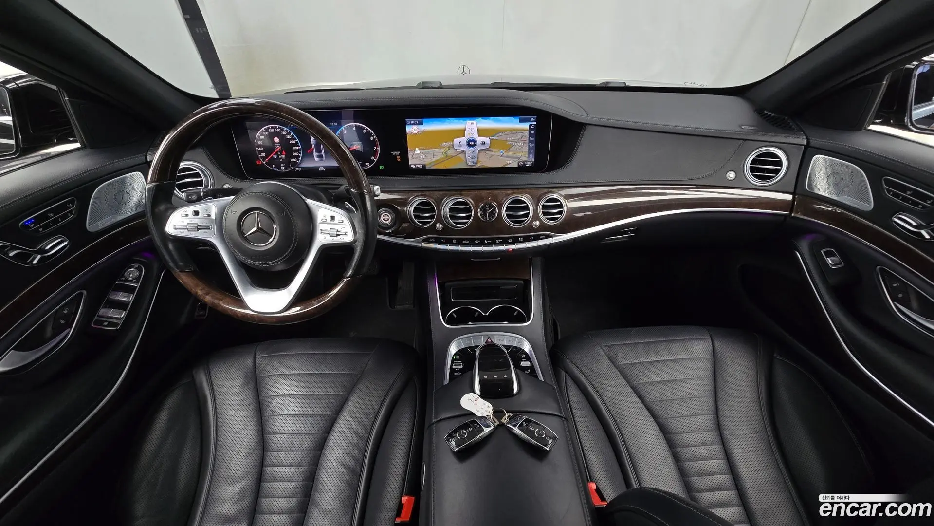 Mercedes-Benz S-Class S560L 4MATIC